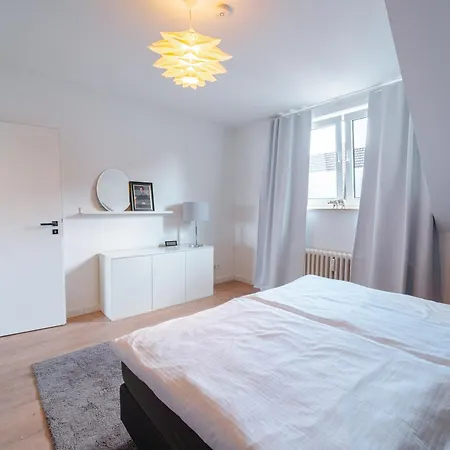 Zentral Gelegene Ferienwohnung Solingen - Ohligs Экстерьер фото